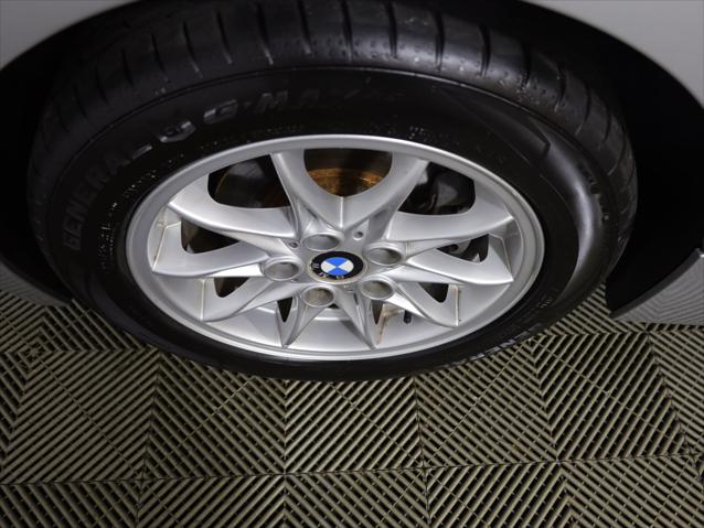 2004 BMW Z4 2.5i
