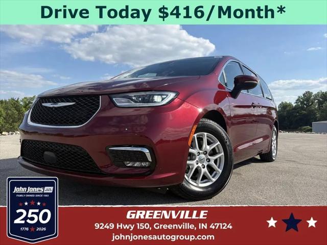 2023 Chrysler Pacifica Touring L for sale in Greenville, IN
