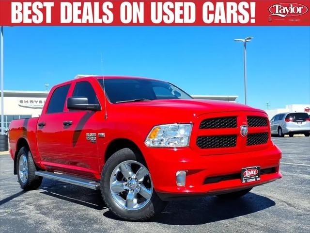 2020 Ram 1500 Express Crew Cab 4x4 5'7" Box for sale in Bourbannais, IL