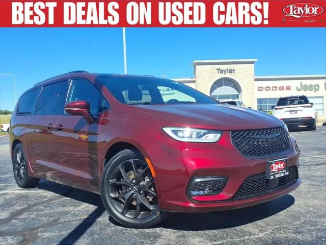 2021 Chrysler Pacifica Touring L for sale in Bourbannais, IL