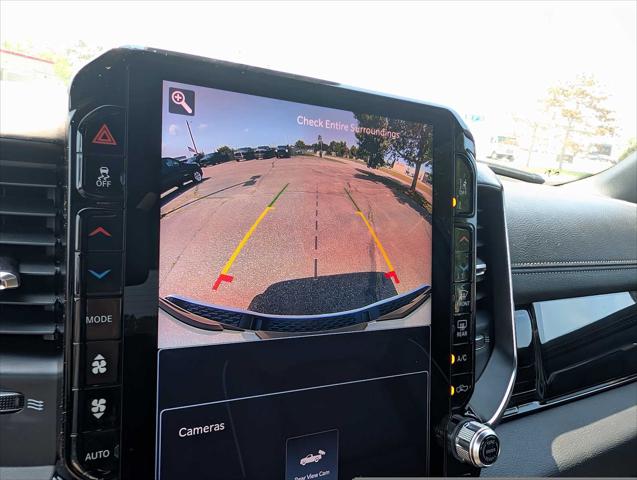 2026 Ram 1500 Laramie Crew Cab 4x4 5'7" Box
