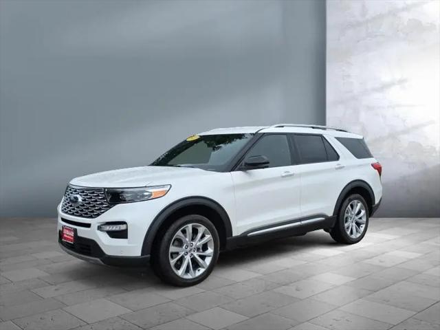2022 Ford Explorer Platinum for sale in Iowa City, IA