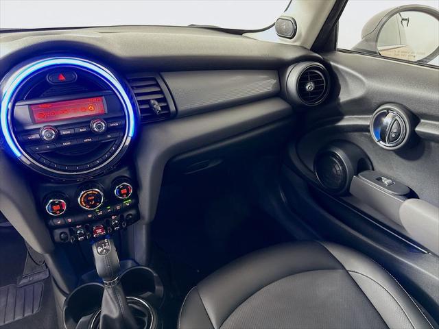 2015 MINI Hardtop Cooper