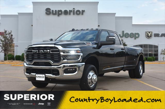 2026 RAM Ram 3500 RAM 3500 TRADESMAN CREW CAB 4X4 8 BOX