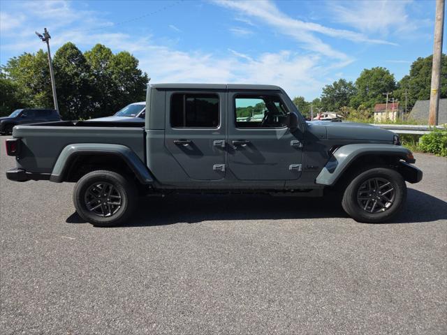 2026 Jeep Gladiator GLADIATOR SPORT S 4X4 2026 Jeep Gladiator GLADIATOR SPORT S 4X4