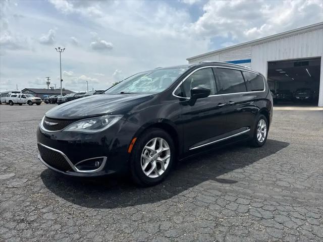 2017 Chrysler Pacifica Touring-L Plus for sale near London, OH
