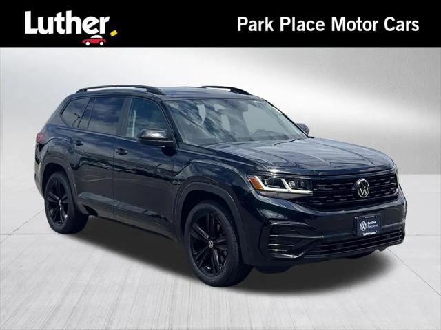2023 Volkswagen Atlas 3.6L V6 SEL R-Line Black for sale in Rochester, MN