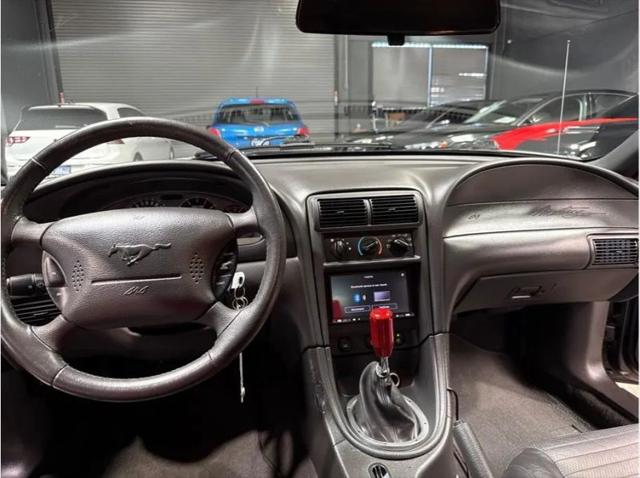 2004 Ford Mustang Mach 1