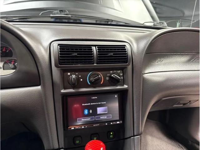 2004 Ford Mustang Mach 1
