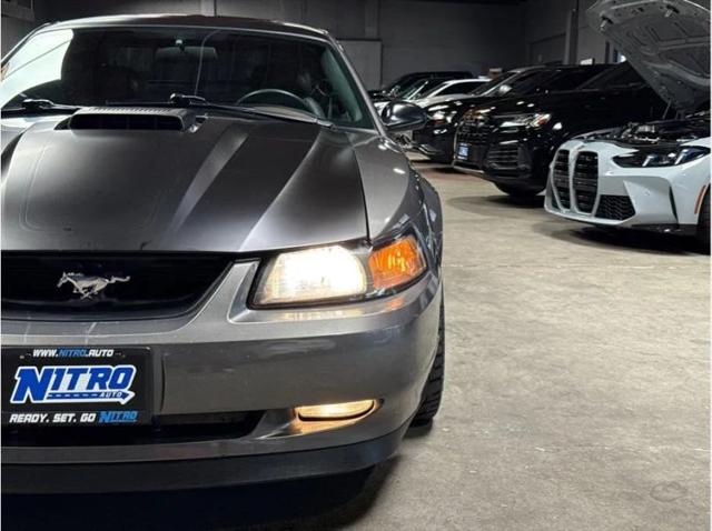 2004 Ford Mustang Mach 1