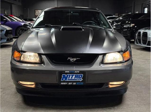 2004 Ford Mustang Mach 1
