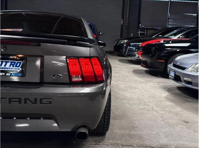 2004 Ford Mustang Mach 1