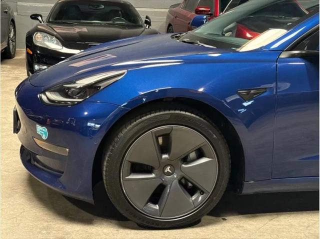 2022 Tesla Model 3 Long Range Dual Motor All-Wheel Drive