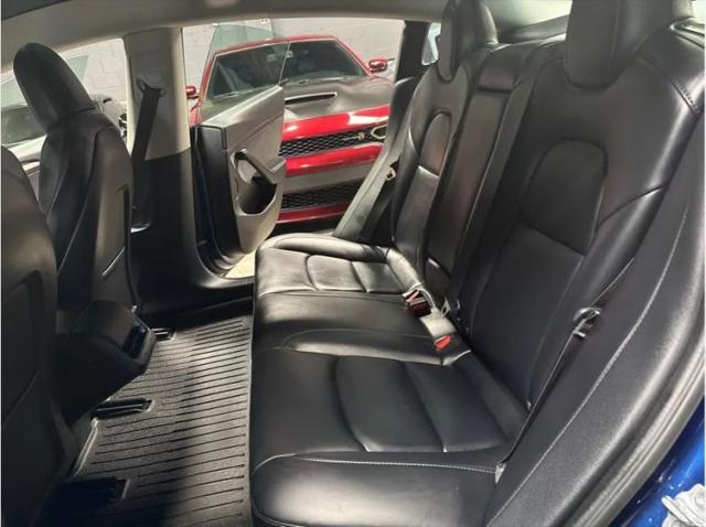 2022 Tesla Model 3 Long Range Dual Motor All-Wheel Drive