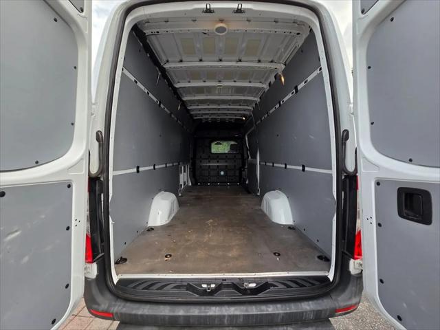 2021 Freightliner Sprinter High Roof I4