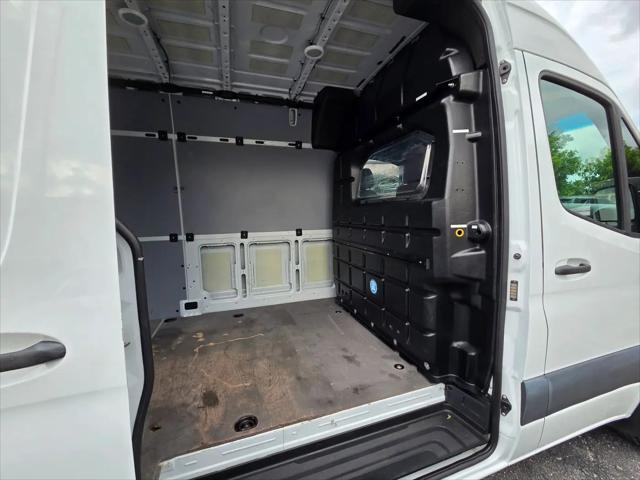 2021 Freightliner Sprinter High Roof I4