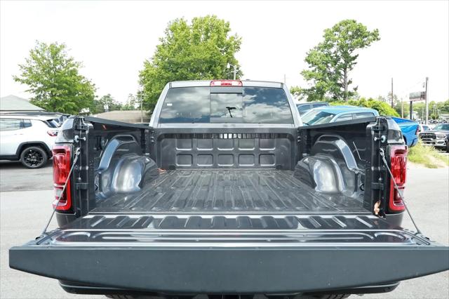 2026 Ram 2500 Black Express Crew Cab 4x4 64 Box