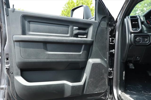 2026 Ram 2500 Black Express Crew Cab 4x4 64 Box