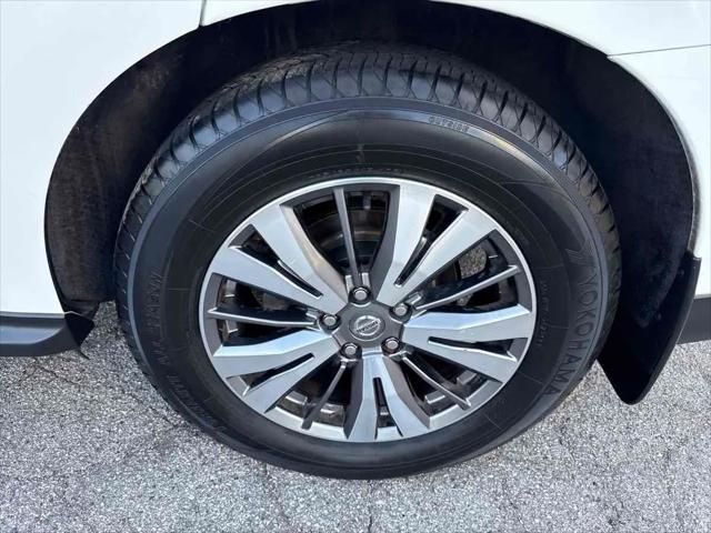 2019 Nissan Pathfinder S