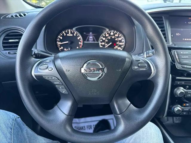2019 Nissan Pathfinder S