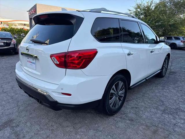 2019 Nissan Pathfinder S