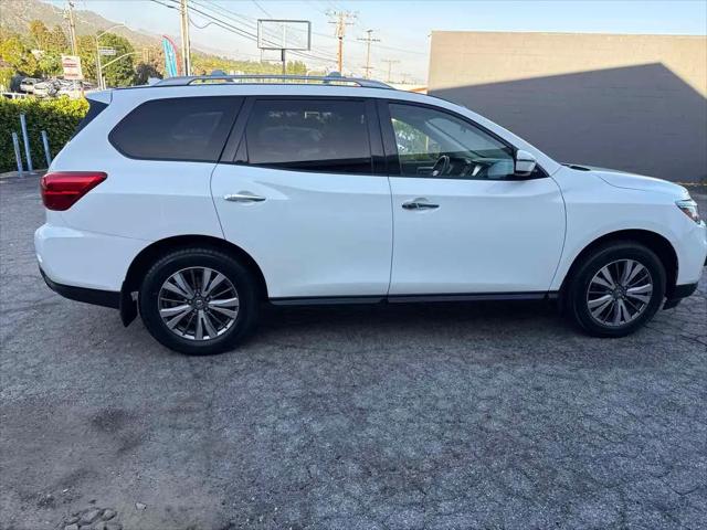 2019 Nissan Pathfinder S