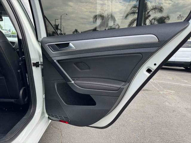 2017 Volkswagen Golf TSI Wolfsburg Edition 4-Door