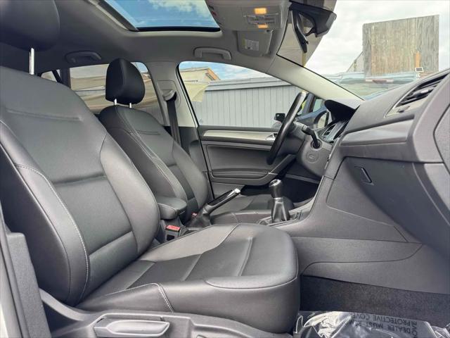 2017 Volkswagen Golf TSI Wolfsburg Edition 4-Door