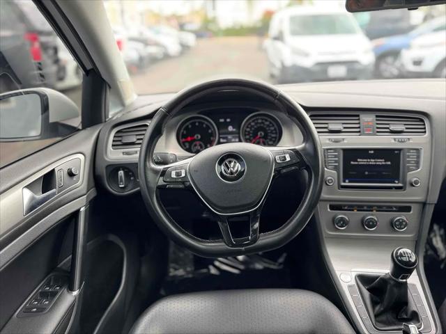 2017 Volkswagen Golf TSI Wolfsburg Edition 4-Door