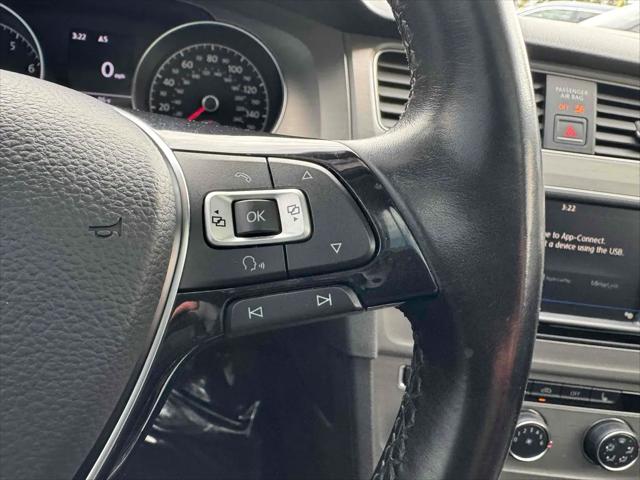 2017 Volkswagen Golf TSI Wolfsburg Edition 4-Door