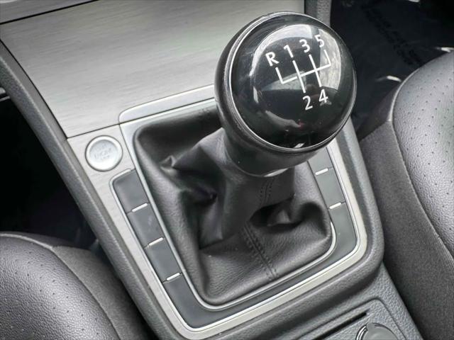 2017 Volkswagen Golf TSI Wolfsburg Edition 4-Door