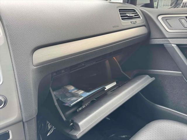 2017 Volkswagen Golf TSI Wolfsburg Edition 4-Door