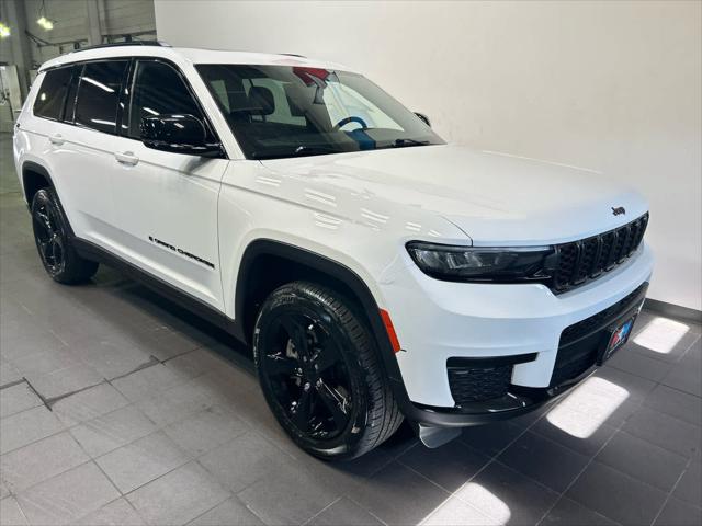 2023 Jeep Grand Cherokee L Altitude 4x4 2023 Jeep Grand Cherokee L Altitude 4x4