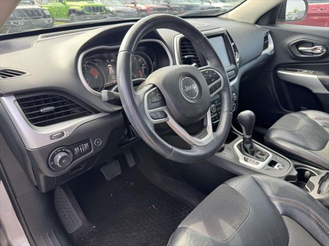 2017 Jeep Cherokee Trailhawk 4x4 2017 Jeep Cherokee Trailhawk 4x4