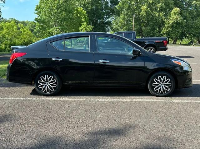 2019 Nissan Versa 1.6 SV