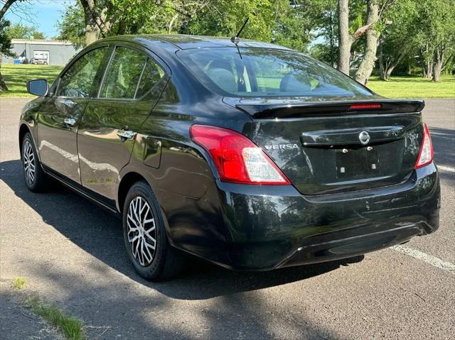 2019 Nissan Versa 1.6 SV