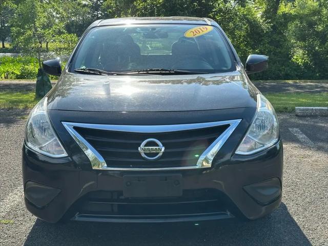 2019 Nissan Versa 1.6 SV