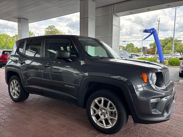 2023 Jeep Renegade Latitude 4x4 2023 Jeep Renegade Latitude 4x4