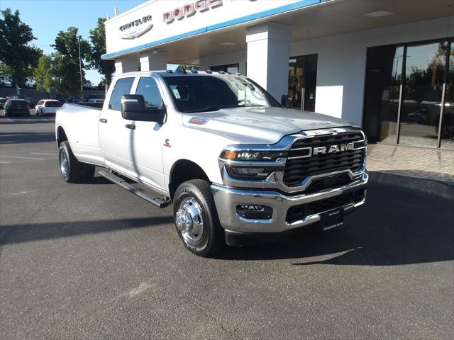 2026 Ram 3500 Tradesman Crew Cab 4x4 8' Box