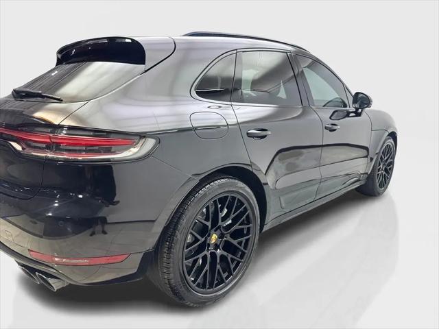 2020 Porsche Macan Turbo