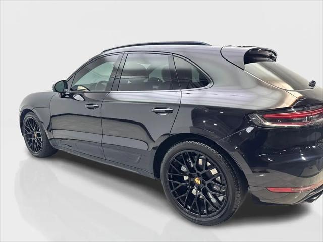 2020 Porsche Macan Turbo