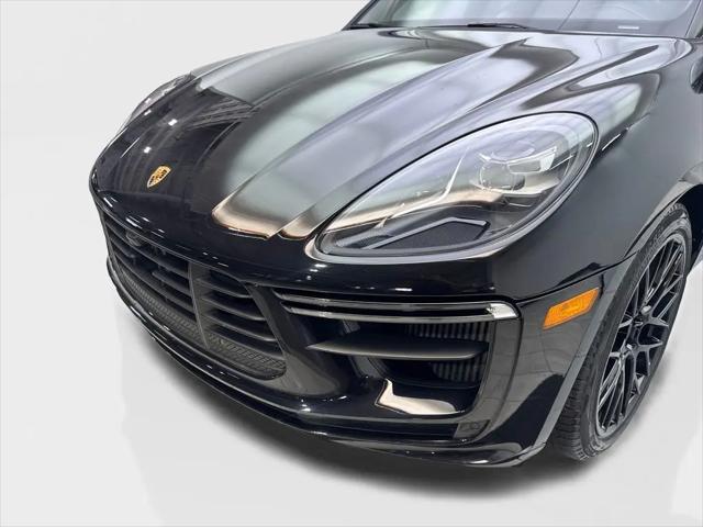 2020 Porsche Macan Turbo