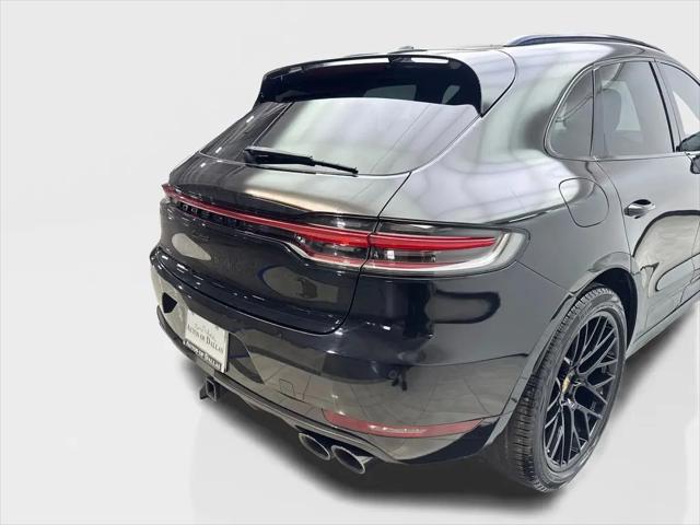 2020 Porsche Macan Turbo