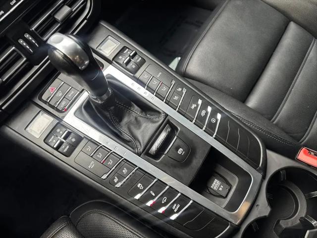 2020 Porsche Macan Turbo