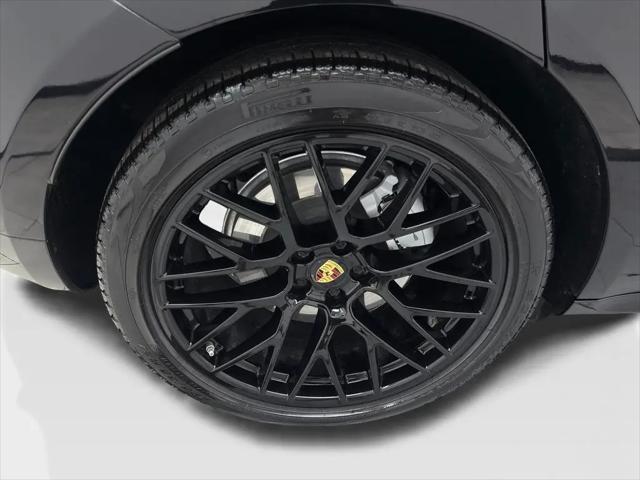 2020 Porsche Macan Turbo