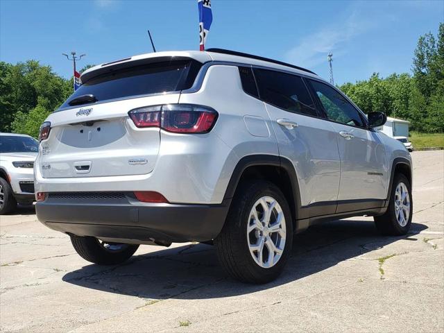 2024 Jeep Compass Latitude 4x4 2024 Jeep Compass Latitude 4x4