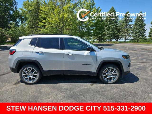 2024 Jeep Compass Latitude Lux FWD for sale in Urbandale, IA