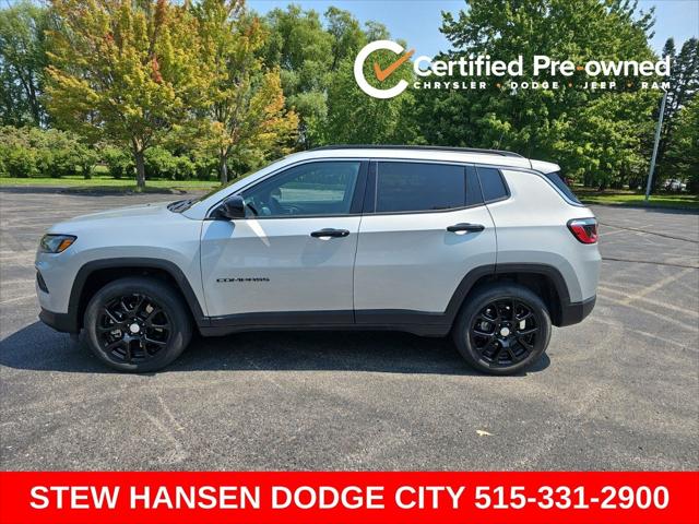 2024 Jeep Compass Latitude Lux FWD for sale in Urbandale, IA