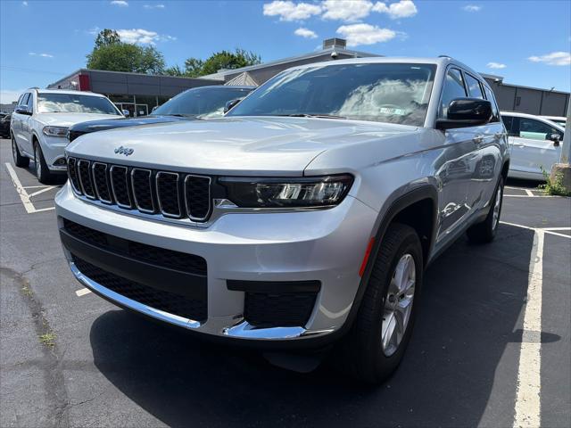 2023 Jeep Grand Cherokee L Laredo 4x4