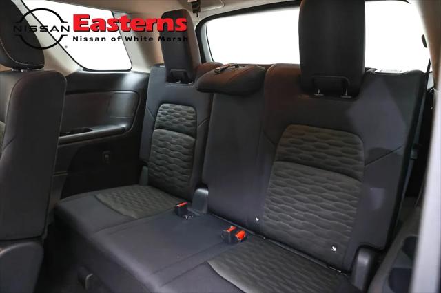 2025 Nissan Pathfinder SV FWD